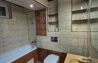 Rental of a comfortable 2-room apartment, 55 m², Constanța, Romania